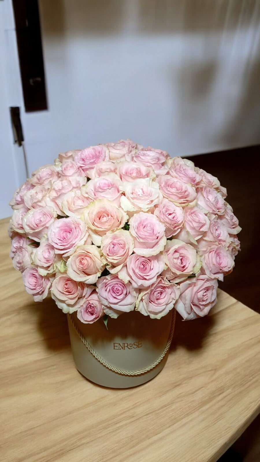 Luxurious Arrangement of Pink Roses in Exclusive ENROSE Box