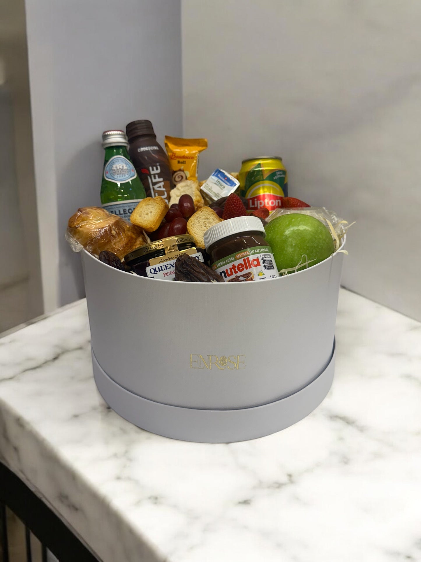 Cesta Café & Frutas Premium