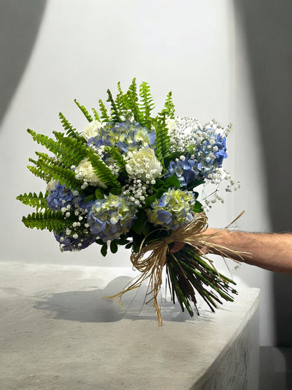 Liang Elegant Bouquet