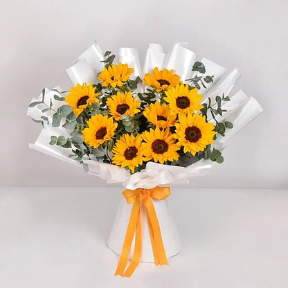 Radiant Sunflower Bouquet - A Sparkling Gift for Special Moments by ENROSE