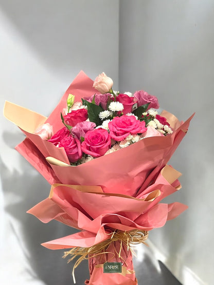 Elegant Pink Bouquet with Roses, Lisianthus, and Aster | ENROSE São Paulo