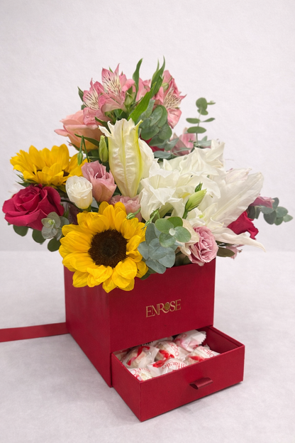 Caixa Floral Colorida com Girassol e Chocolates