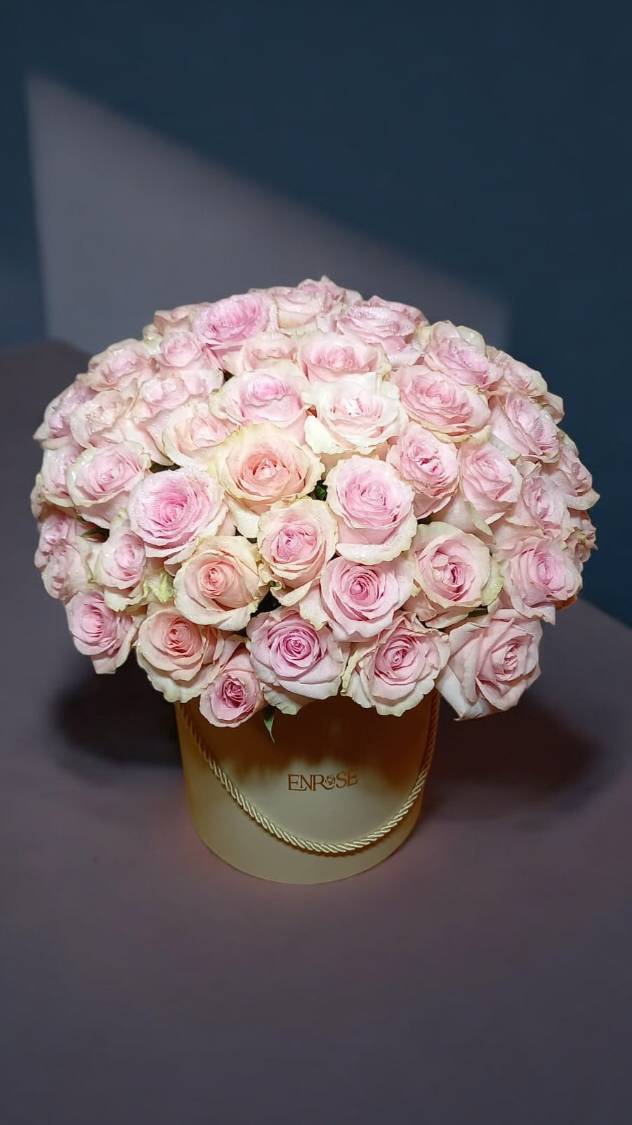 Luxurious Arrangement of Pink Roses in Exclusive ENROSE Box