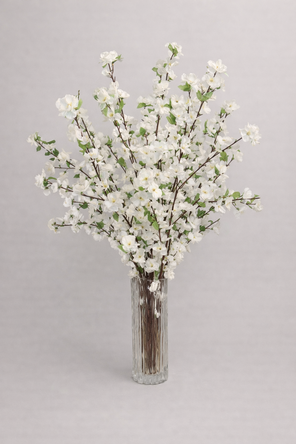 Arranjo Artificial de Flores Brancas Elegantes