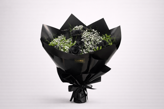 Buquê Elegante com 6 Rosas Pretas