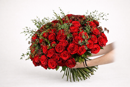 Buquê de 75 rosas Vermelhas Colombianas