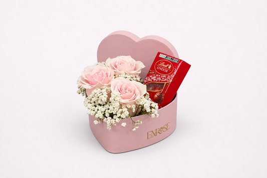 Box Coração com Rosas Rosas e Chocolate Lindt