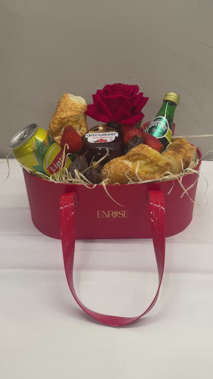 Luxury Red Breakfast Basket ENROSE