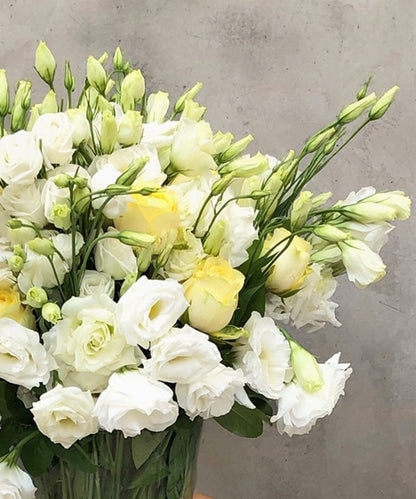 White Happiness Lisianthus with Glass Vase